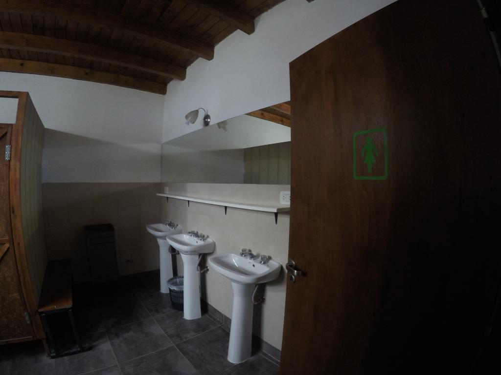 Lo De Trivi Hostel Ел Чалтен Екстериор снимка